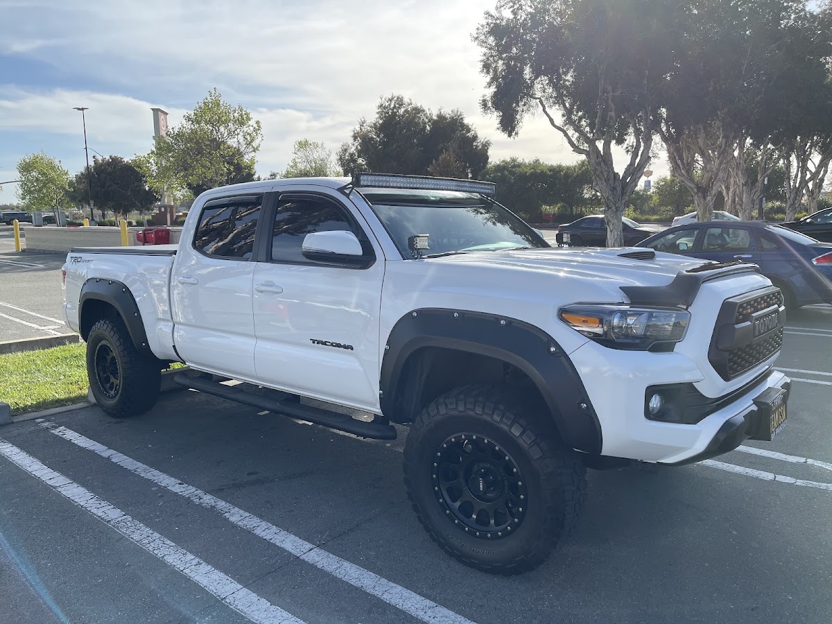 Vehicle tinted by Super Friendly Tinters